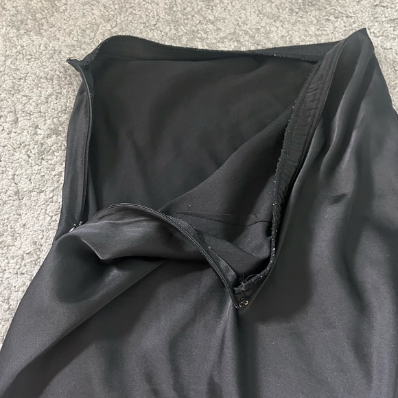 black midi slip skirt - Picture 2 of 3